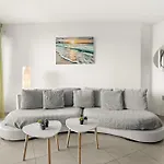 Belle Terrasse St-raphael 아파트 *