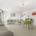 Belle Terrasse St-raphael 아파트 *