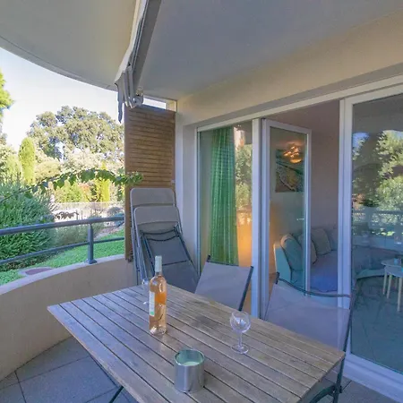 Belle Terrasse St-raphael Saint-Raphael (Var)