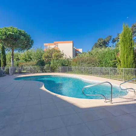 Belle Terrasse St-raphael Apartment