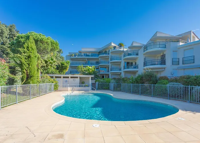 Belle Terrasse St-raphael Apartamento *