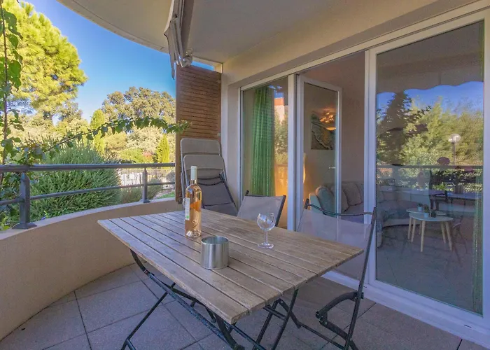 Belle Terrasse St-raphael Apartamento